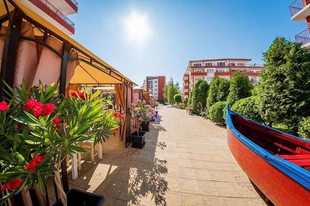 Sea View Panoramic Apartments, Fort Noks Crown Club Sveti Vlas Eksteriør billede